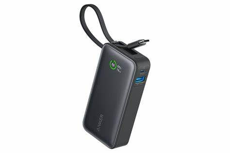 ANKER Lightweight with Built-In USB-C Cable 10K 30W